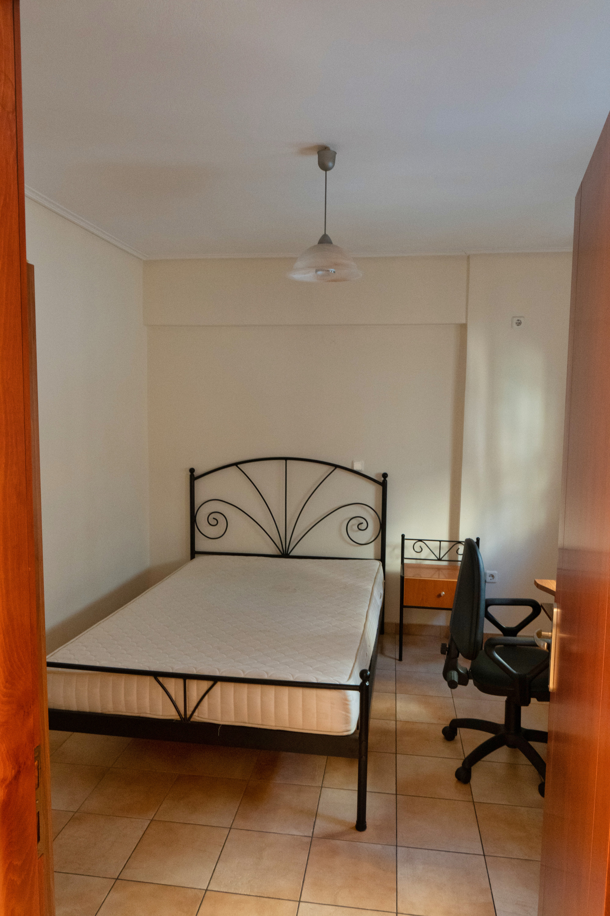 δωμάτιο στα φοιτητικά διαμερίσματα πάντειο πανεπιστήμιο